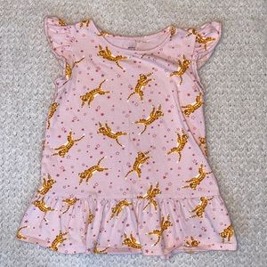 Gap Tiger shirt sleeve